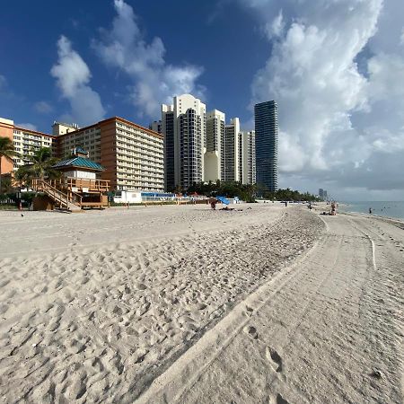 Beachfront Condo In Miami! Sunny Isles Beach Exteriör bild